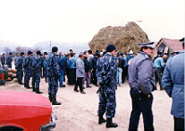 Police cordon at the Cserehát building