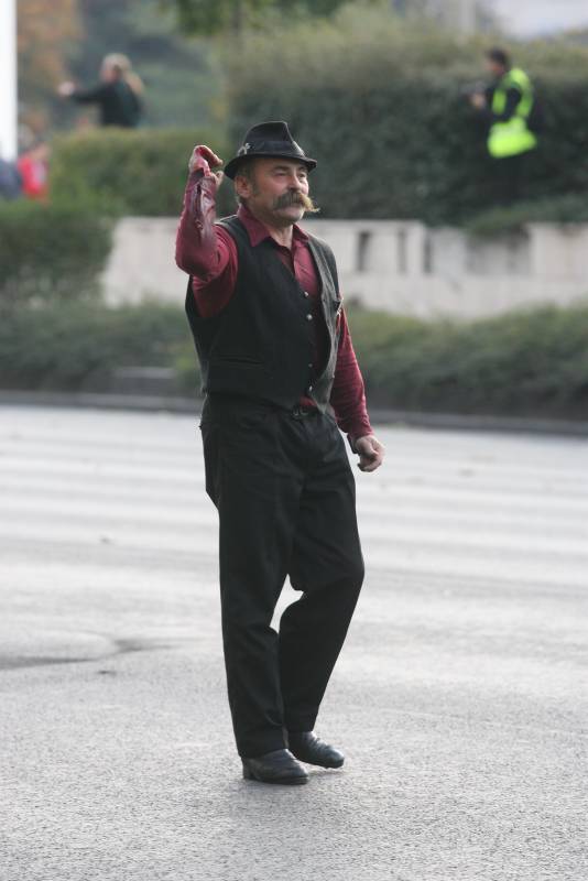 The protester raising a cloth overhead